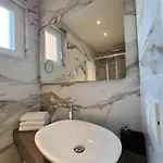 Mirarti Boutique - Witamy 3*