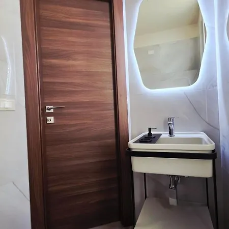 فندق Mirarti Boutique - Witamy 3*