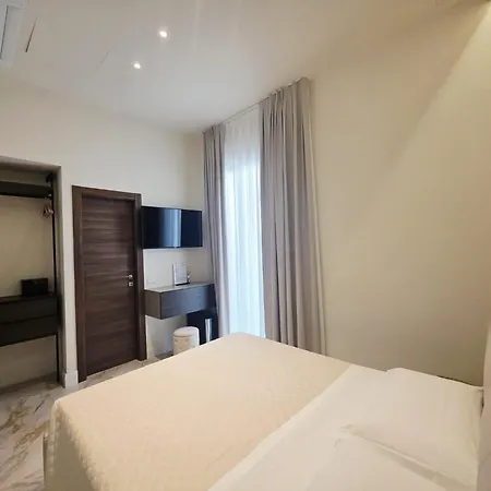 Hotel Mirarti Boutique - Witamy 3*