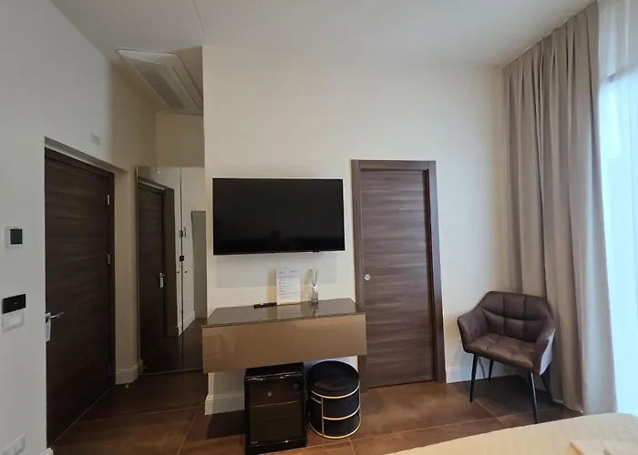 Mirarti Boutique - Witamy 3* Rapallo