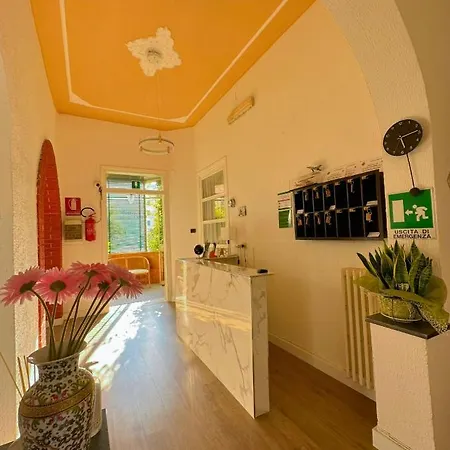 Mirarti Boutique Hotel 2*