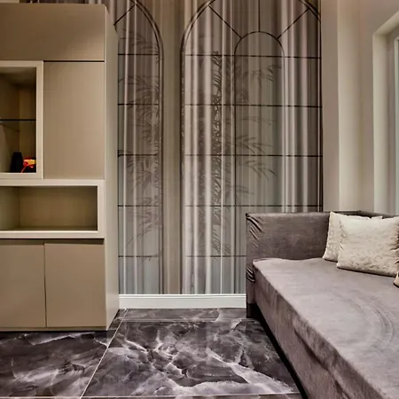 Mirarti Boutique - Witamy 3*