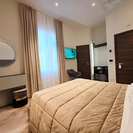 Mirarti Boutique - Witamy 3* Rapallo