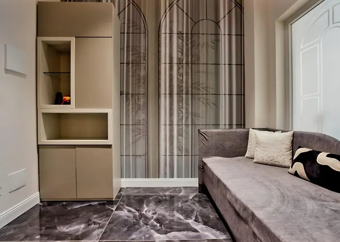 Mirarti Boutique - Witamy 3*