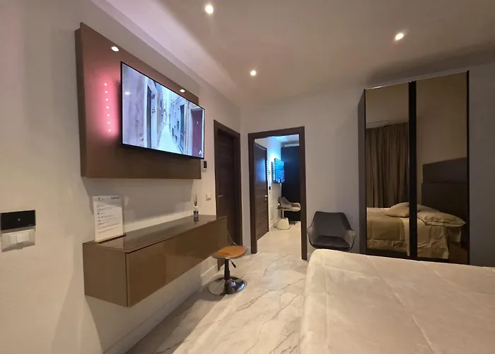 Mirarti Boutique - Witamy Rapallo